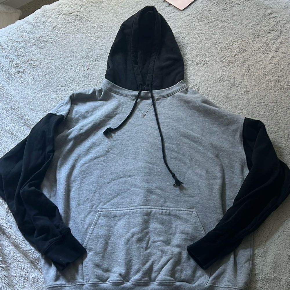 brandy melville christy hoodie